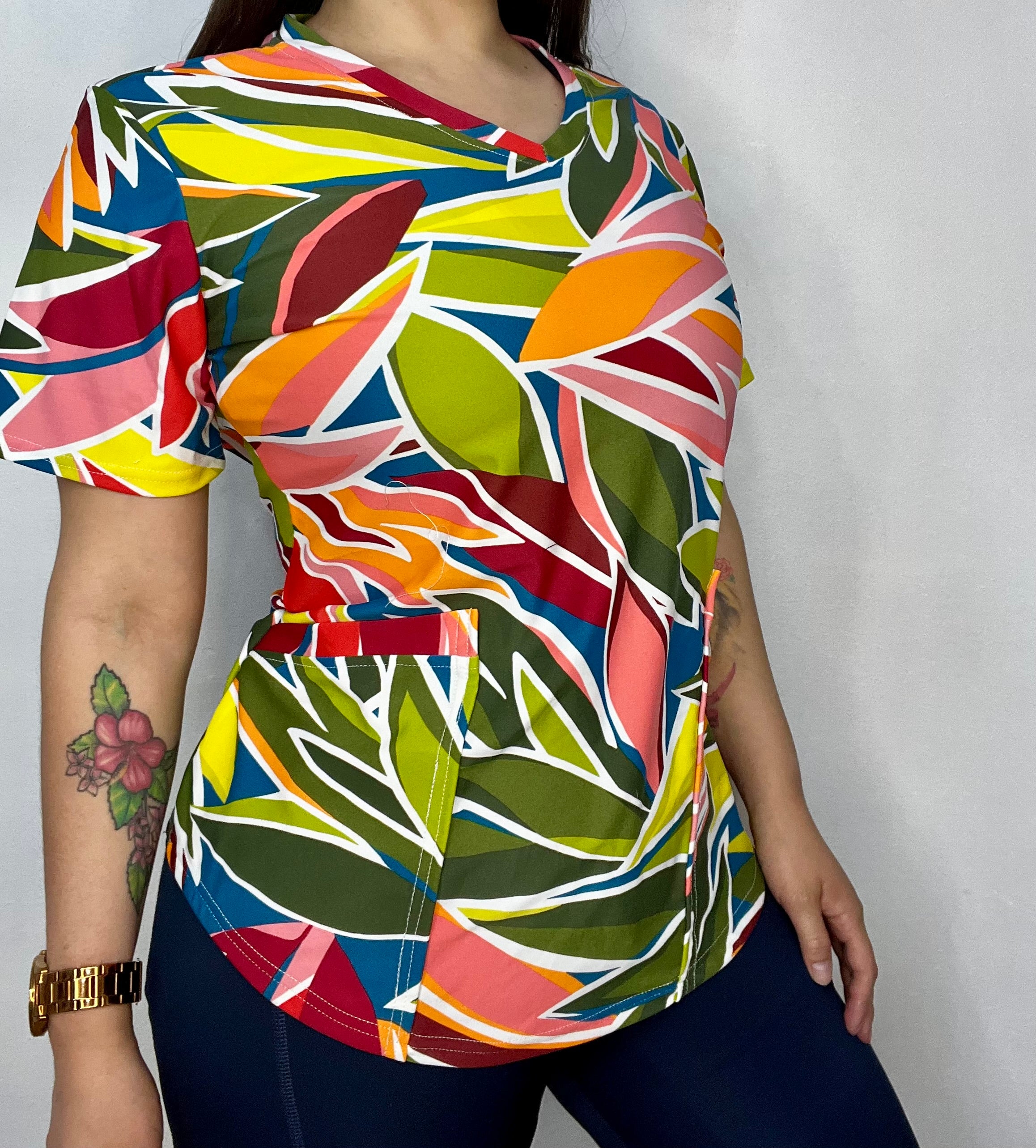 Polera Hoja Multicolor