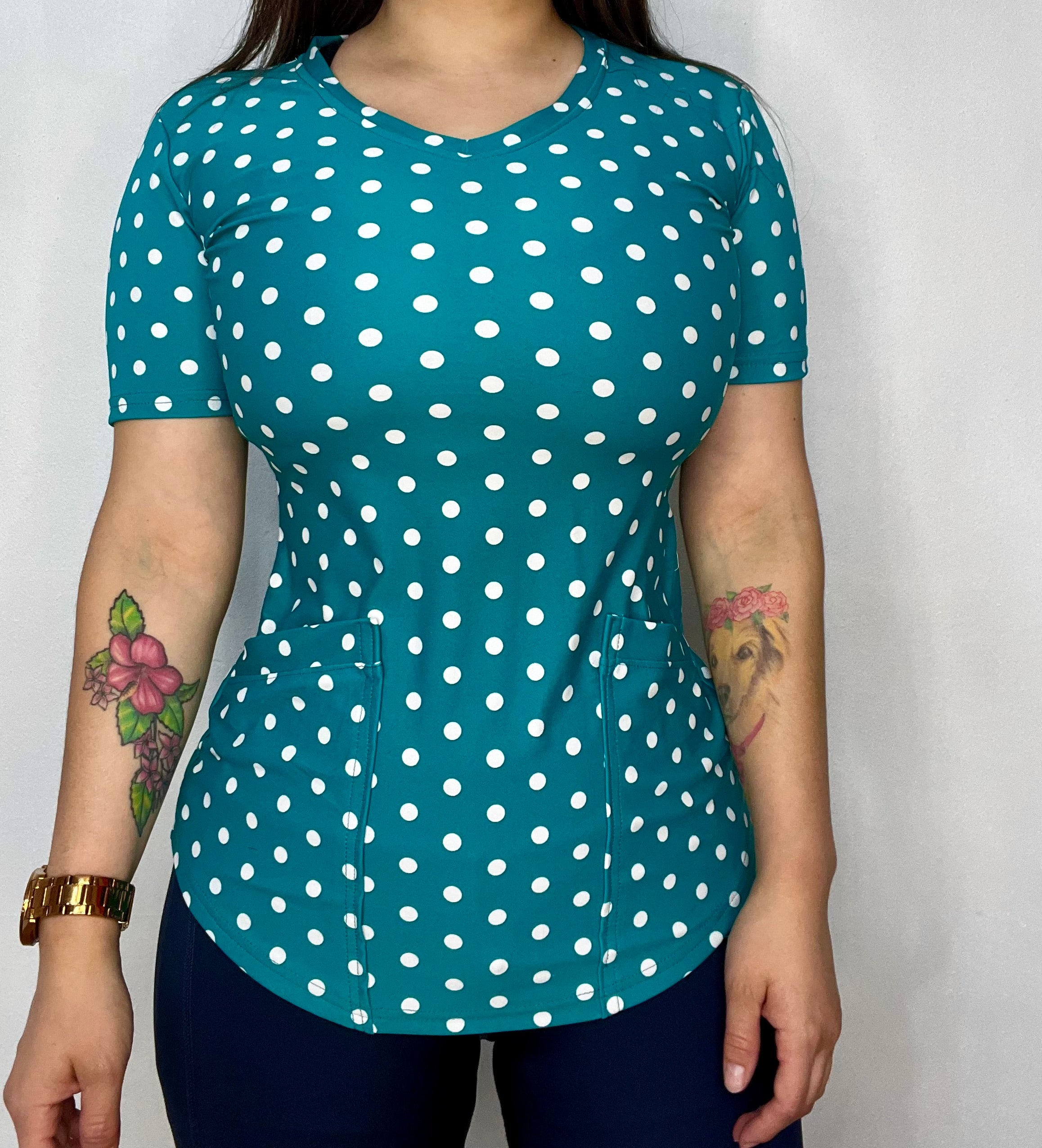 Polera verde lunares