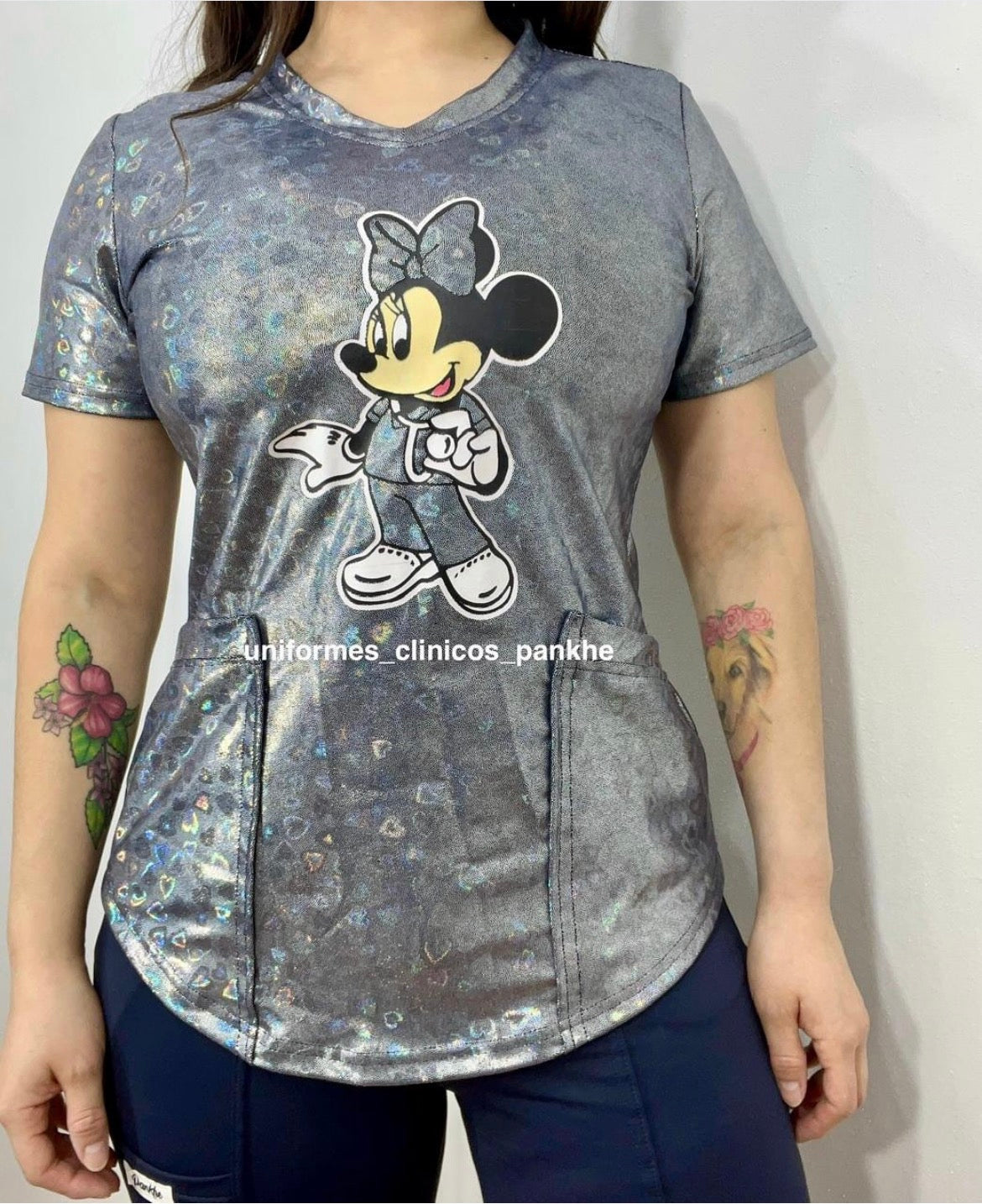 Polera minnie holografico